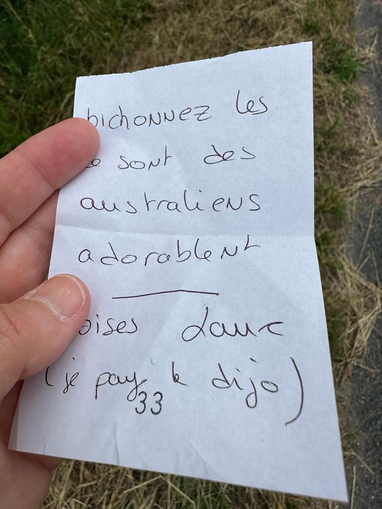 The secret note from the owners of the Villerest camping car park 