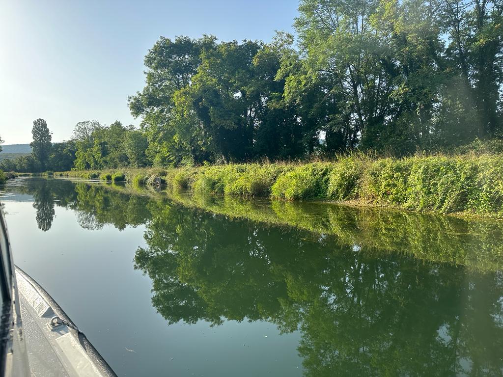 Living on the French canals