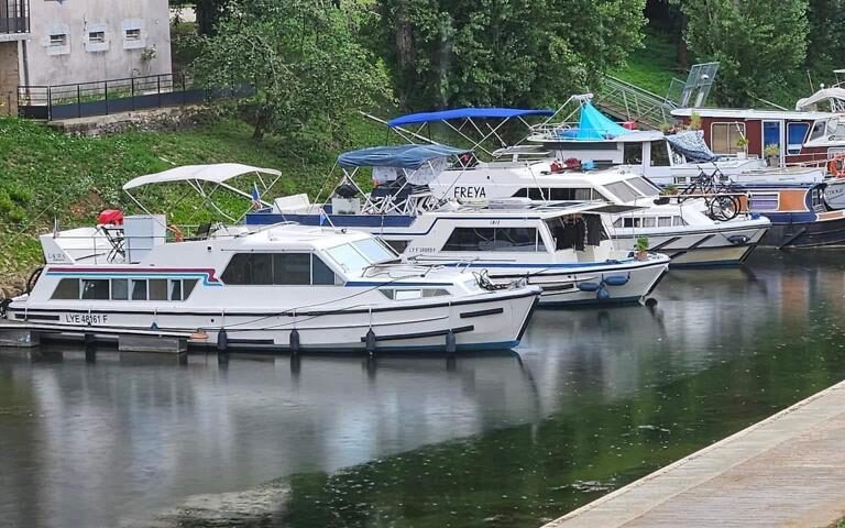 Besancon marina