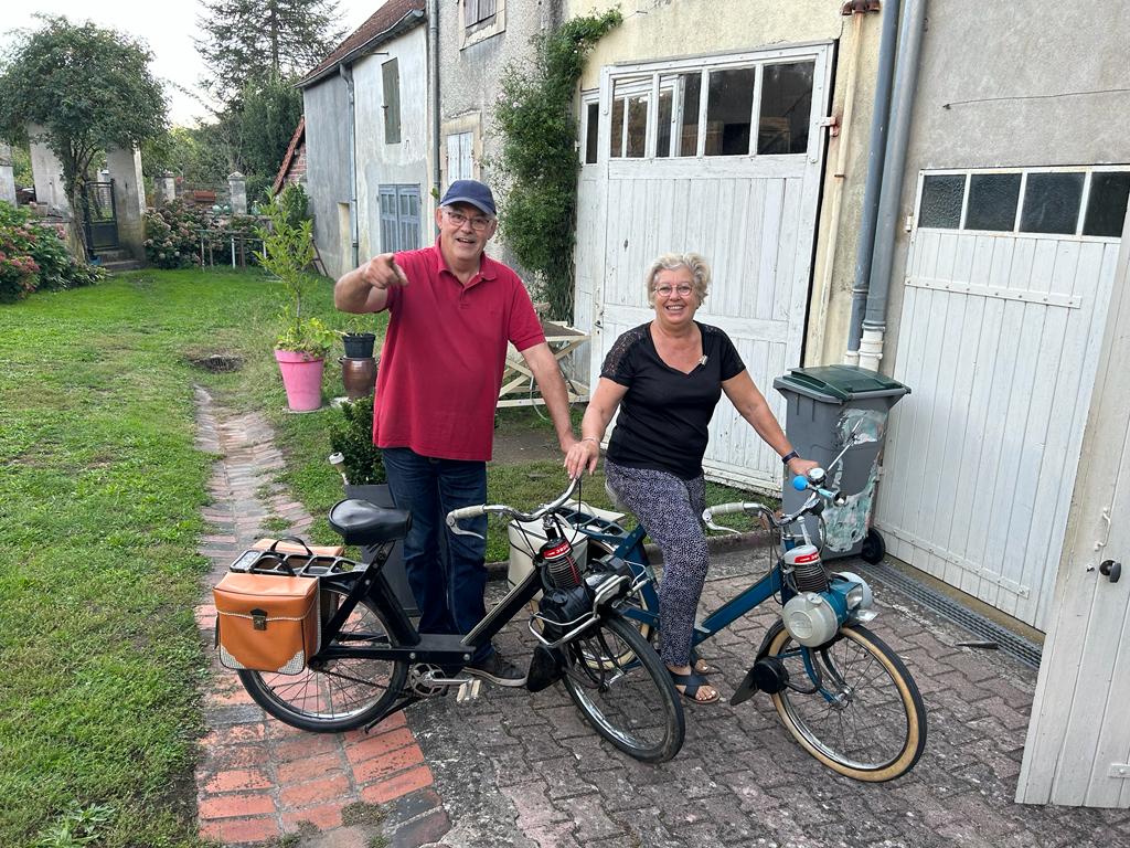 lovely people on the Canal du Centre