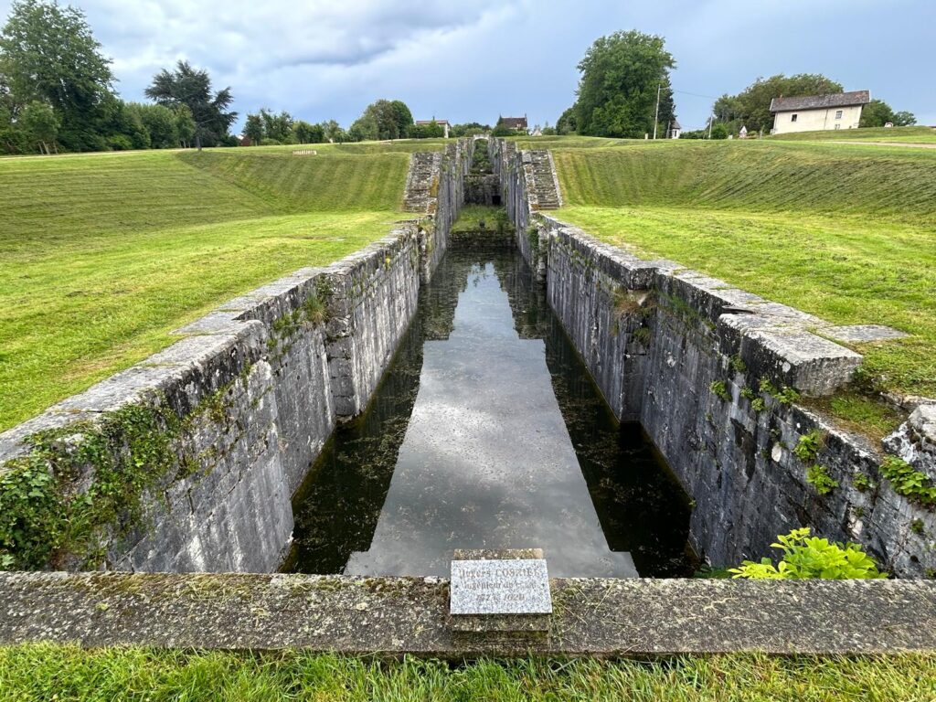 Rogny les sept ecluses Canal du Briare